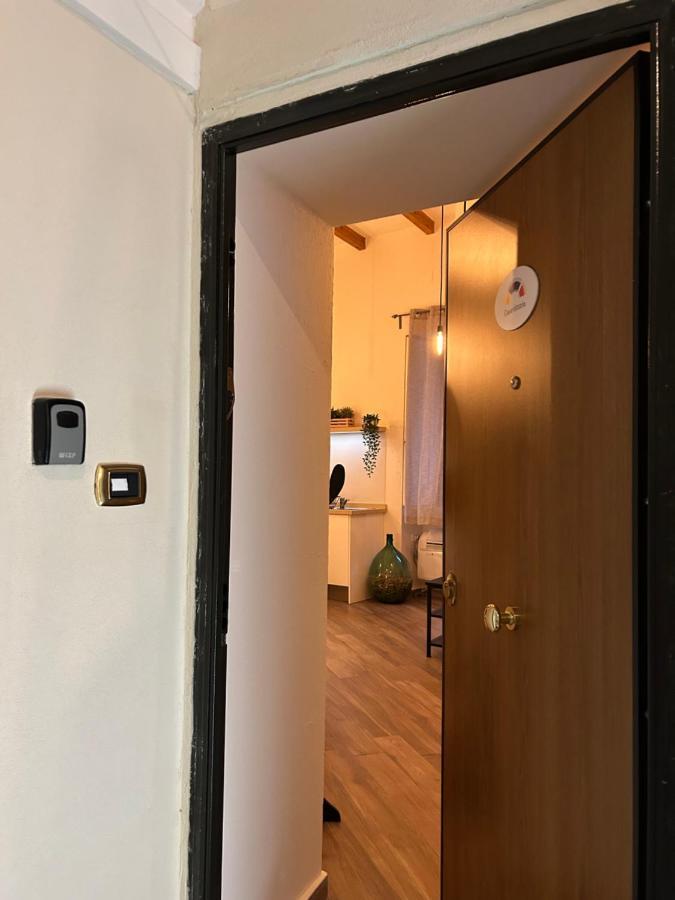 Casa Vittoria Apartment ซาแลร์โน ภายนอก รูปภาพ