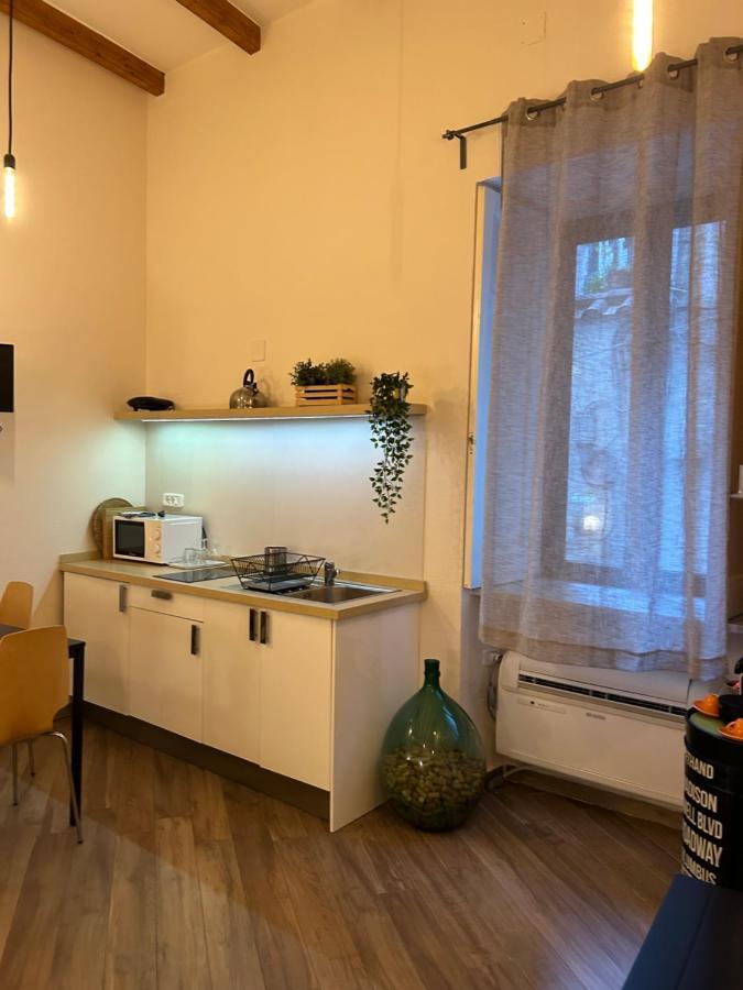 Casa Vittoria Apartment ซาแลร์โน ภายนอก รูปภาพ