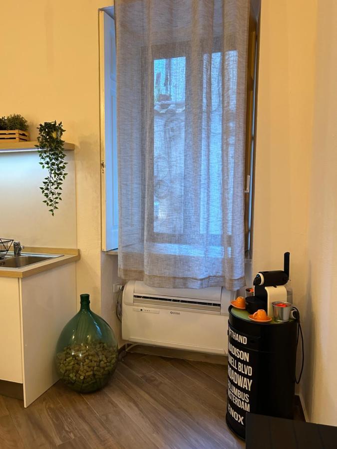 Casa Vittoria Apartment ซาแลร์โน ภายนอก รูปภาพ