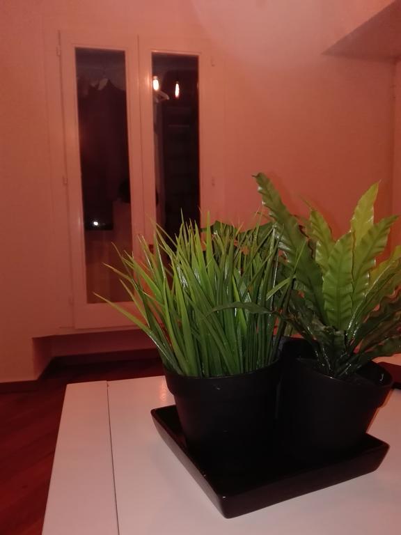 Casa Vittoria Apartment ซาแลร์โน ภายนอก รูปภาพ