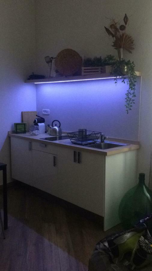 Casa Vittoria Apartment ซาแลร์โน ภายนอก รูปภาพ